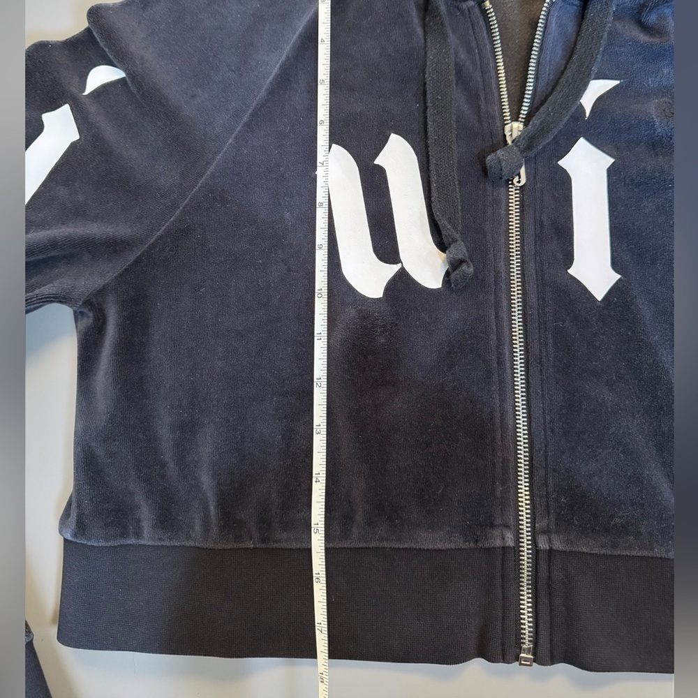 Juicy Couture x Urban Outfitters Black Velour Cropped Hoodie Gothic Print Zip Up - Picture 4 of 14